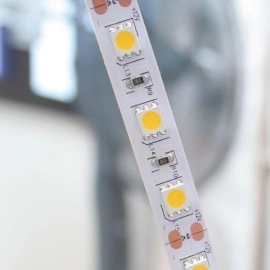 LED sloksne - lenta 5050 SMD 60 diodes/metrā 14.4W/m IP20 