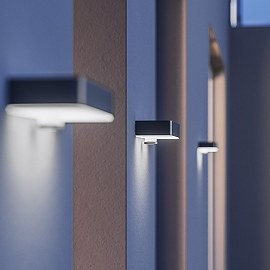 STEINEL XSolar SOL-O S solārais sienas gaismeklis, ar kustības sensoru, 273 lm, 3000 K, sudraba krāsā — 052652