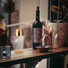 Briloner SERINA Mini cordless LED table lamp Ø80×200 mm 2.5W 150lm 2700K IP44 touch dimmable gold