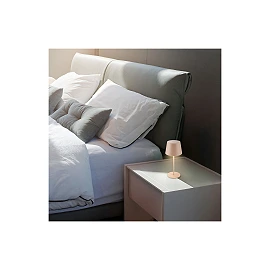 NIVO rechargeable table lamp, 1.2W, 120lm, 2700K, IP44, beige (Briloner)