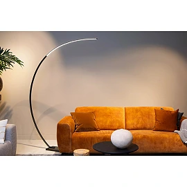 CURVE lokveida LED stāvlampa 15 W 2700K melna (Lucide)