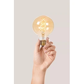 G95 filament LED bulb E27 1 × 4.9 W 450 lm 2200 K dimmable amber (Lucide)
