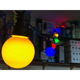 Outdoor string, 13m long with 20x color light bulbs included