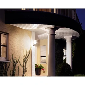 L 190 S outdoor sensor wall light, white, 1×E27, IP44 (Steinel)