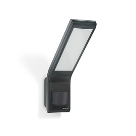 STEINEL XLED slim S outdoor LED sensor floodlight, 7.2 W, 648 lm, 3000 K, anthracite — 012052