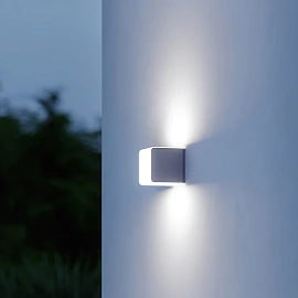 STEINEL L 830 SC Cubo āra sienas sensorlampa, Bluetooth, 9,1 W, 523 lm, 3000 K, sudraba — 055509