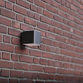 STEINEL L 840 SC Cube āra sienas sensorlampa, Bluetooth, 9,1 W, 319 lm, 3000 K, IP44, antracīta — 055530