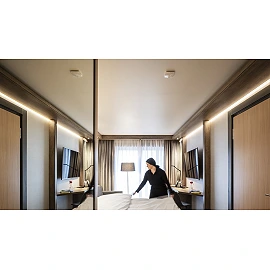 STEINEL True Presence COM1 AP surface ceiling presence sensor 360°, Bluetooth Mesh, IP54, black (085513)