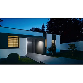 STEINEL L 825 SC LED āra sensorlampa, Bluetooth, 9,7 W, 707 lm, 3000 K, antracīta — 059903