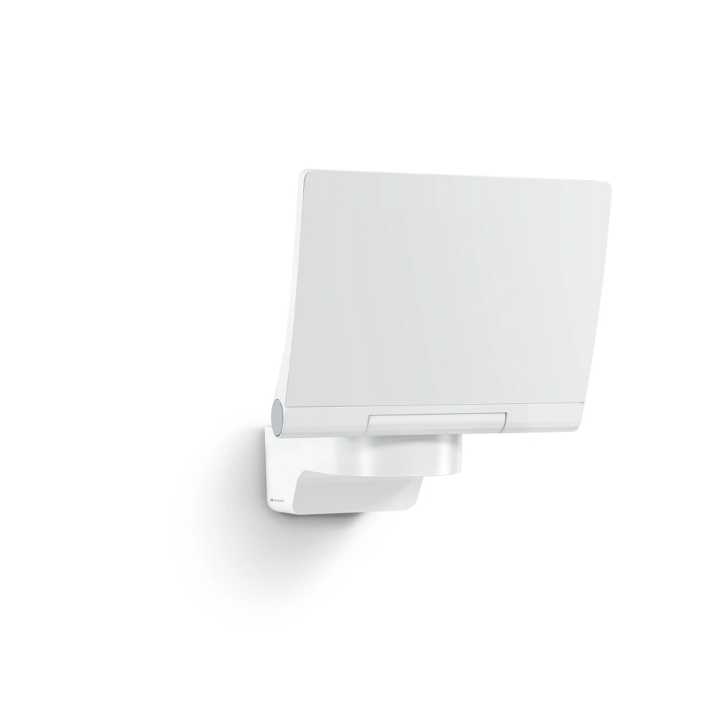 STEINEL XLED PRO 240 āra LED prožektors bez sensora, 19,3 W, 2124 lm, 3000 K, IP44, balts — 068103