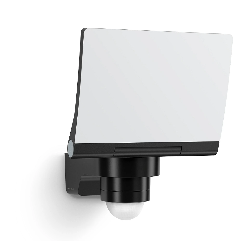 STEINEL XLED PRO 240 S outdoor LED sensor floodlight, 19.3 W, 2124 lm, 3000 K, IP44, black — 068110