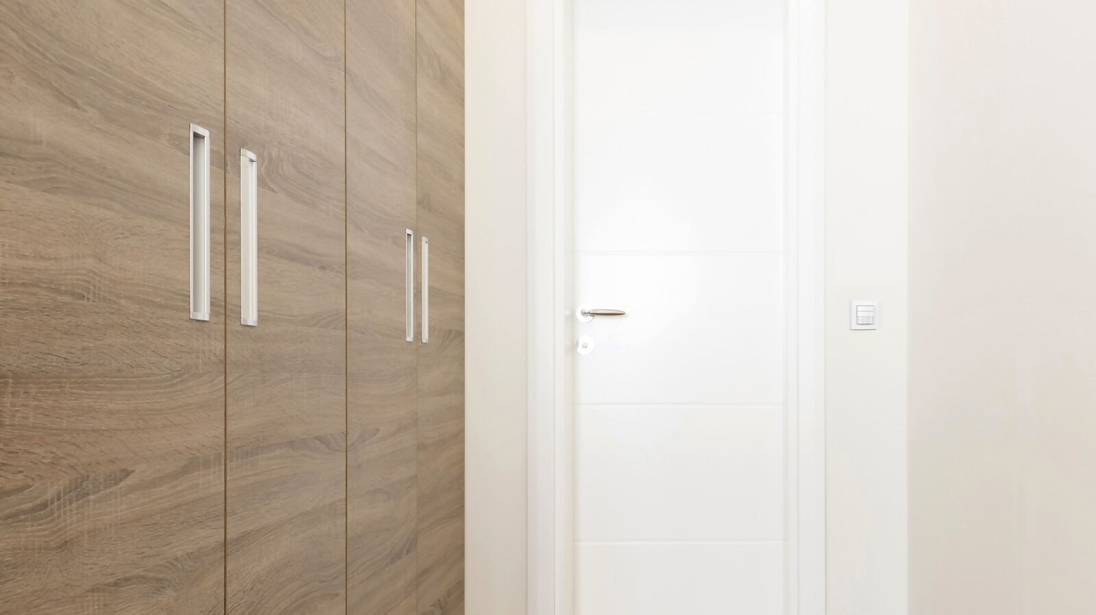 IR 180 family indoor installation example; the electrical version in the photograph is not identified.